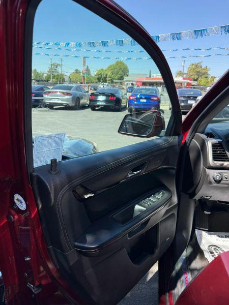 2015 GMC Acadia Denali