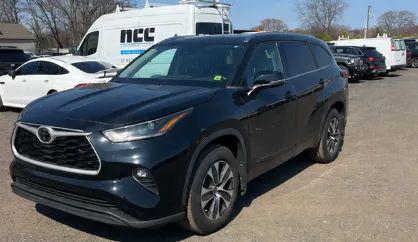 2021 Toyota Highlander XLE for sale in Newark, NJ