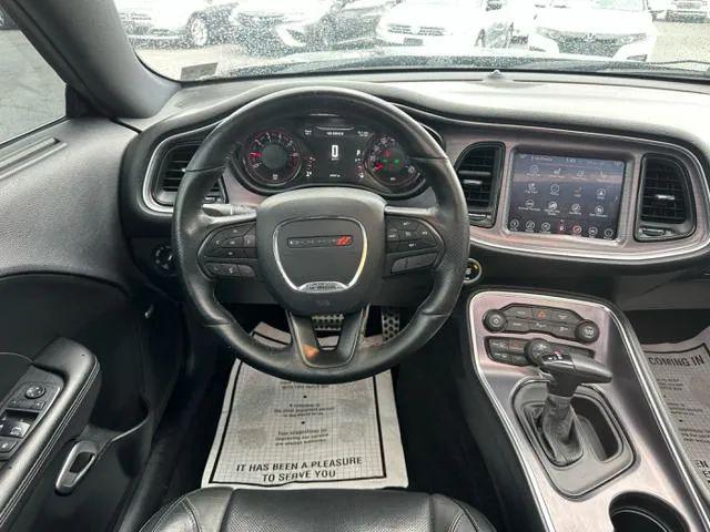 2017 Dodge Challenger SXT Plus