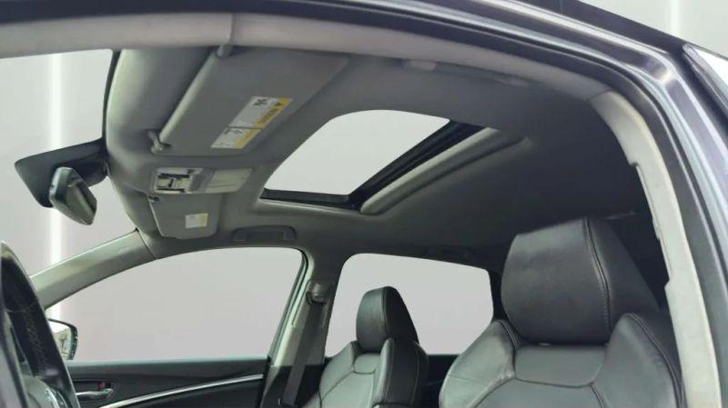 2017 Acura MDX w/Technology Package