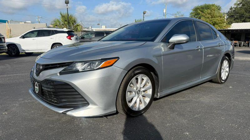 2018 Toyota Camry LE for sale in Terrell, TX