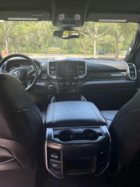 2019 Ram 1500 Big Horn/Lone Star Crew Cab 4x4 57 Box