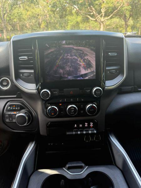 2019 Ram 1500 Big Horn/Lone Star Crew Cab 4x4 57 Box