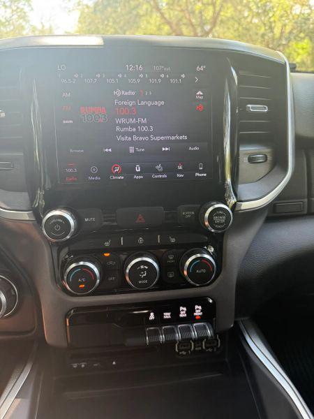 2019 Ram 1500 Big Horn/Lone Star Crew Cab 4x4 57 Box