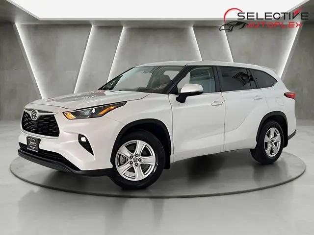 2023 Toyota Highlander LE for sale in Carrollton, TX