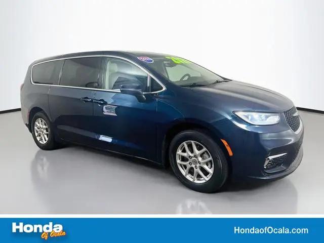 2023 Chrysler Pacifica Touring L for sale in Ocala, FL