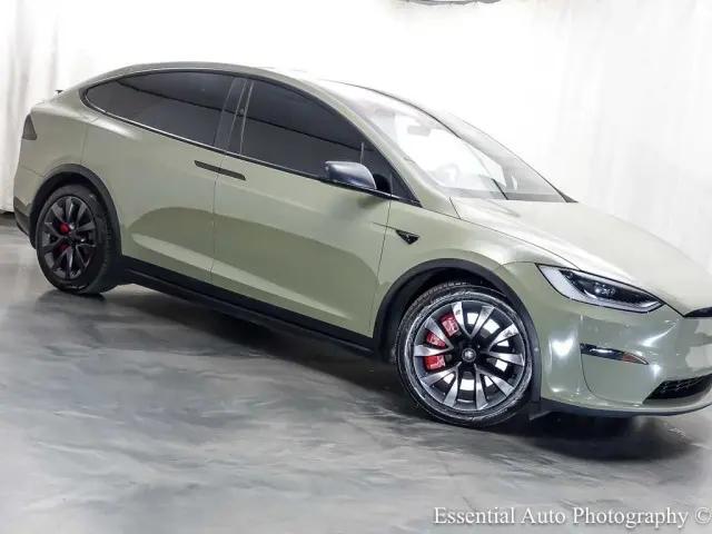 2023 Tesla Model X Standard Range