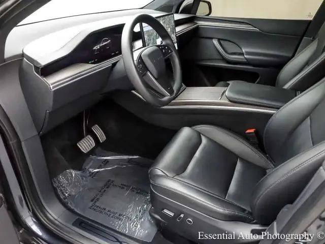 2023 Tesla Model X Standard Range