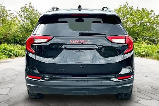 2024 GMC Terrain FWD SLE
