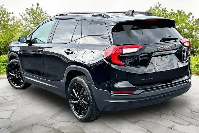 2024 GMC Terrain FWD SLE