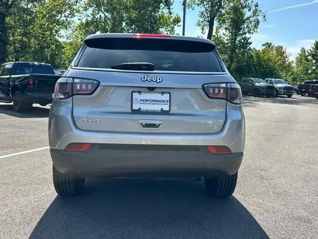 2022 Jeep Compass Latitude 4x4