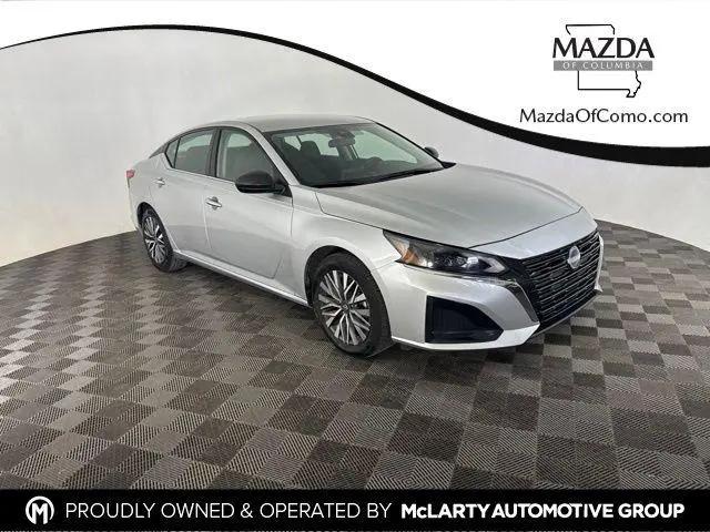 2024 Nissan Altima SV FWD for sale in Columbia, MO