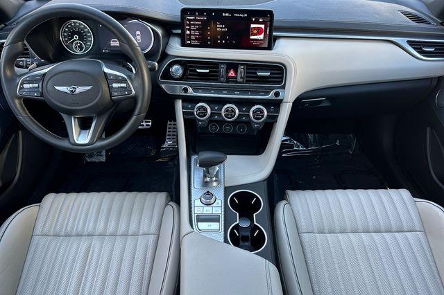 2023 Genesis G70 2.0T RWD