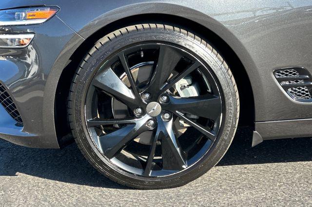 2023 Genesis G70 2.0T RWD