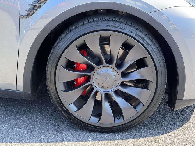 2024 Tesla Model Y Performance Dual Motor All-Wheel Drive