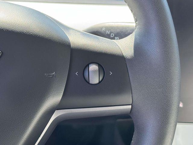 2024 Tesla Model Y Performance Dual Motor All-Wheel Drive