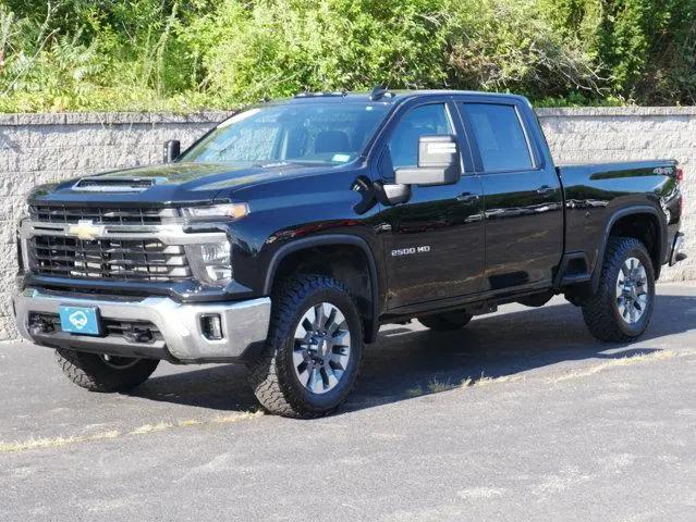 2024 Chevrolet Silverado 2500HD 4WD Crew Cab Standard Bed LT for sale in Nashua, NH