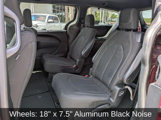 2020 Chrysler Pacifica Touring