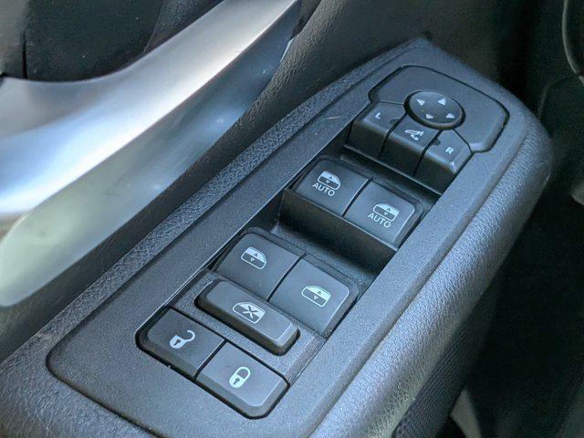 2025 Ram 1500 Big Horn Crew Cab 4x2 57 Box