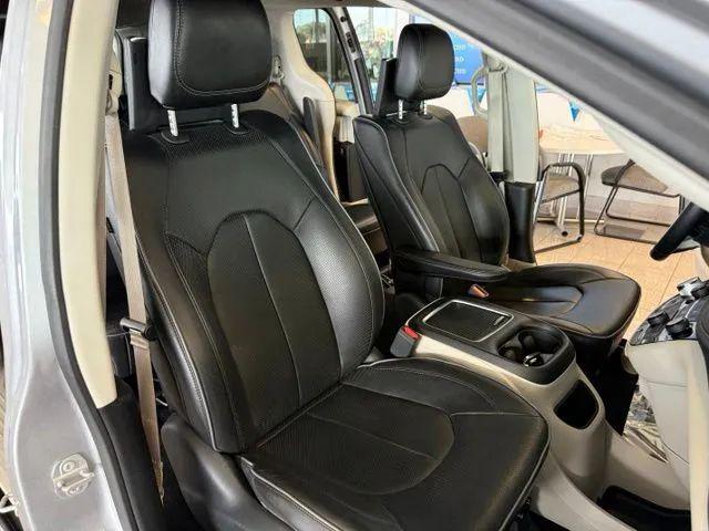 2018 Chrysler Pacifica Hybrid Limited