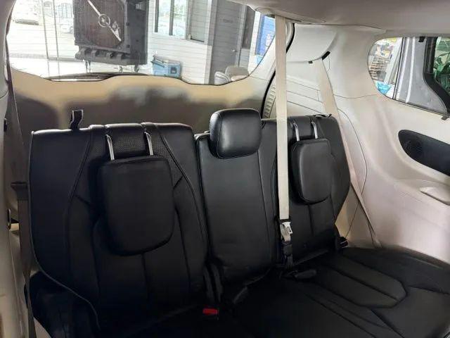 2018 Chrysler Pacifica Hybrid Limited