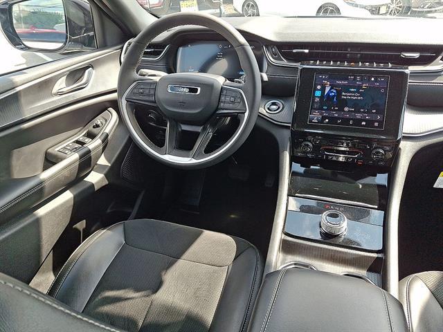 Used 2024 Jeep Grand Cherokee Altitude 4x4 For Sale in East Hanover, NJ