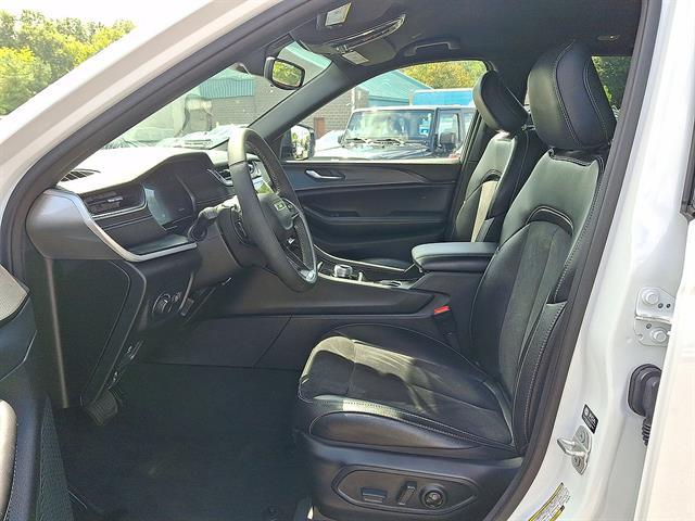 Used 2024 Jeep Grand Cherokee Altitude 4x4 For Sale in East Hanover, NJ