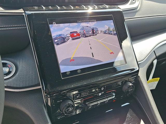 Used 2024 Jeep Grand Cherokee Altitude 4x4 For Sale in East Hanover, NJ