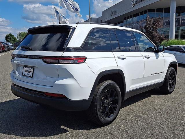 Used 2024 Jeep Grand Cherokee Altitude 4x4 For Sale in East Hanover, NJ