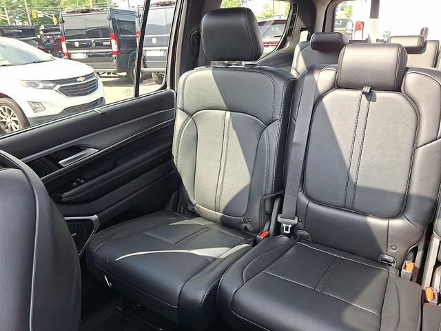 Used 2024 Jeep Wagoneer Series II Carbide 4x4 For Sale in East Hanover, NJ