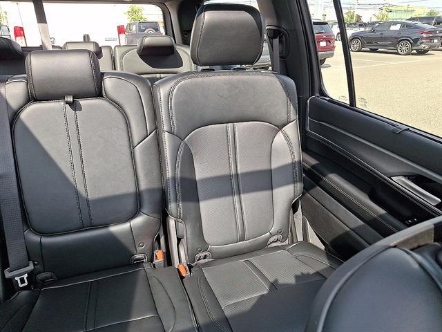 Used 2024 Jeep Wagoneer Series II Carbide 4x4 For Sale in East Hanover, NJ
