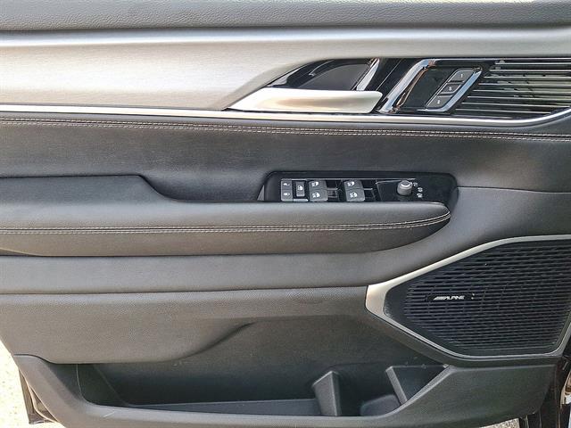 Used 2024 Jeep Wagoneer Series II Carbide 4x4 For Sale in East Hanover, NJ