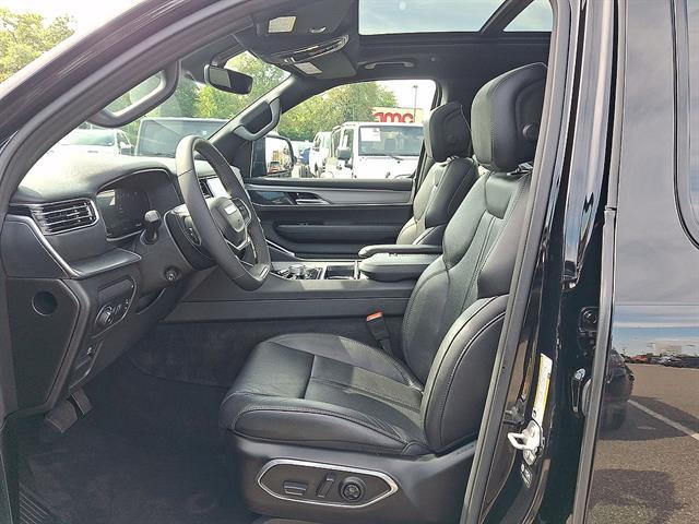 Used 2024 Jeep Wagoneer Series II Carbide 4x4 For Sale in East Hanover, NJ