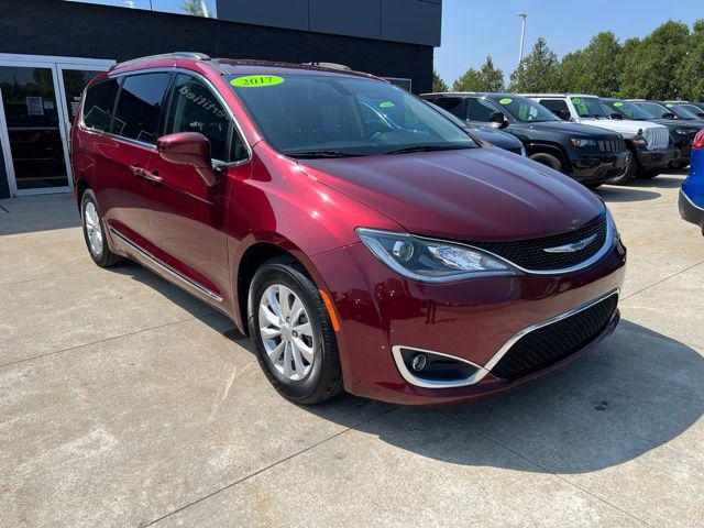 2017 Chrysler Pacifica Touring-L for sale in White Lake, MI