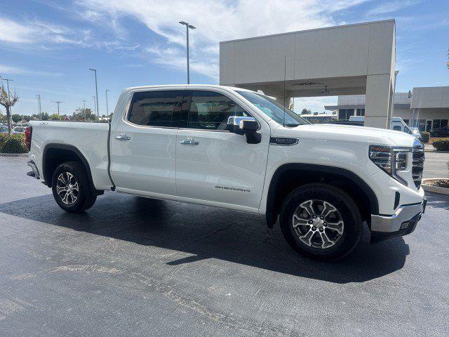 2025 GMC Sierra 1500 4WD Crew Cab Short Box SLT