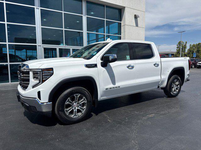 2025 GMC Sierra 1500 4WD Crew Cab Short Box SLT