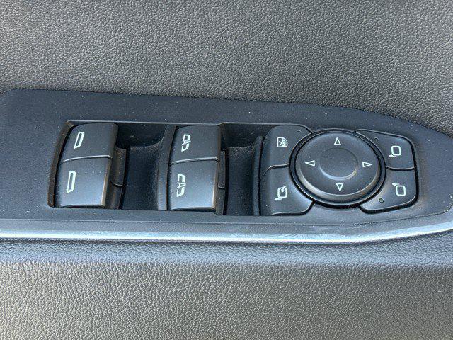2025 GMC Sierra 1500 4WD Crew Cab Short Box SLT