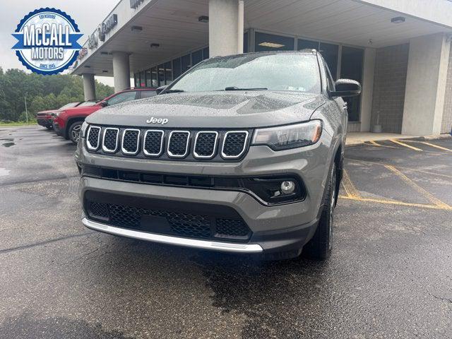 2023 Jeep Compass Limited 4x4 2023 Jeep Compass Limited 4x4