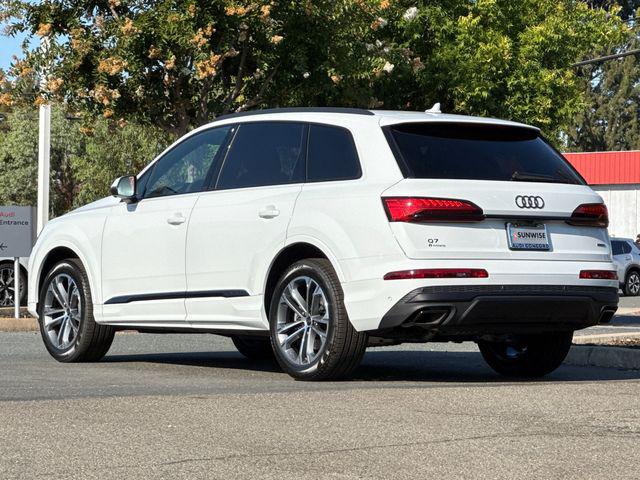 2026 Audi Q7 Premium 45 TFSI quattro tiptronic