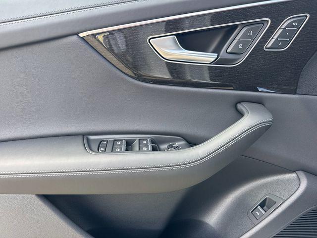 2026 Audi Q8 Prestige Plus 55 TFSI quattro Tiptronic