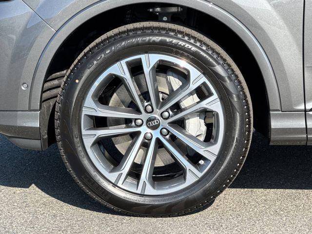 2026 Audi Q7 Premium 45 TFSI quattro tiptronic