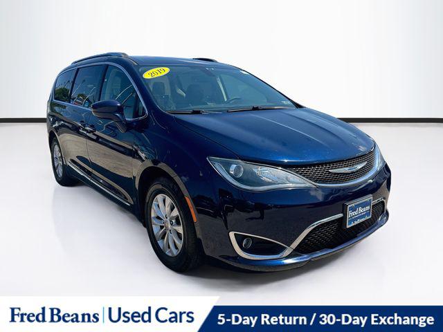 2019 Chrysler Pacifica Touring L for sale in Abington, PA