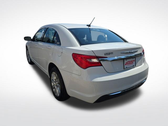 2014 Chrysler 200 LX
