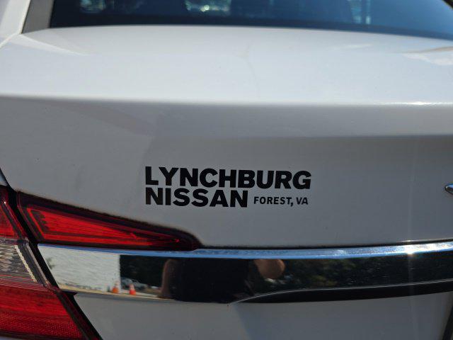 2014 Chrysler 200 LX