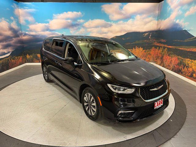 2024 Chrysler Pacifica Hybrid Select for sale in Beaverton, OR