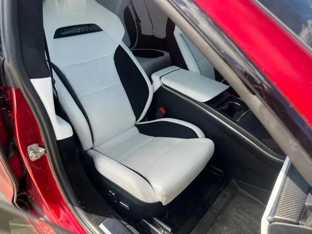 2024 Tesla Model S Plaid Tri Motor All-Wheel Drive