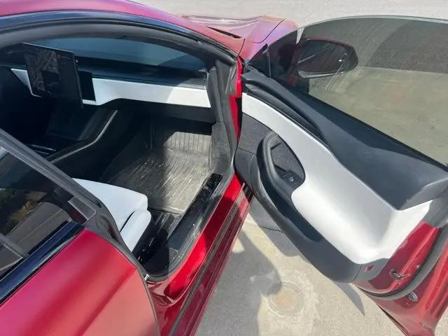 2024 Tesla Model S Plaid Tri Motor All-Wheel Drive