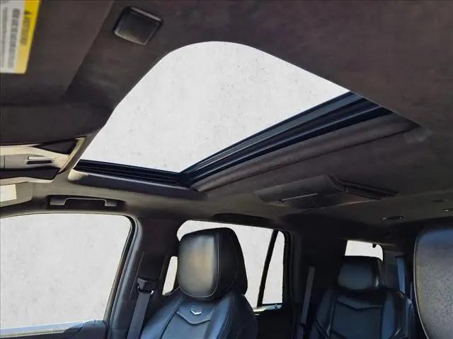2019 Cadillac Escalade Platinum