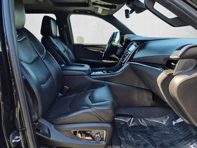 2019 Cadillac Escalade Platinum