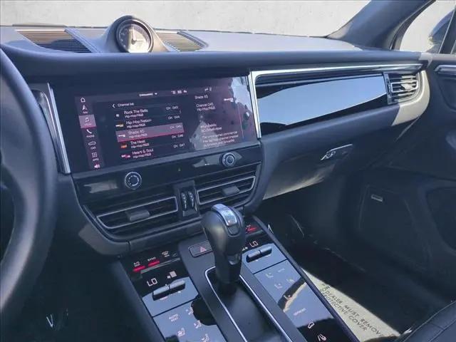 2024 Porsche Macan T